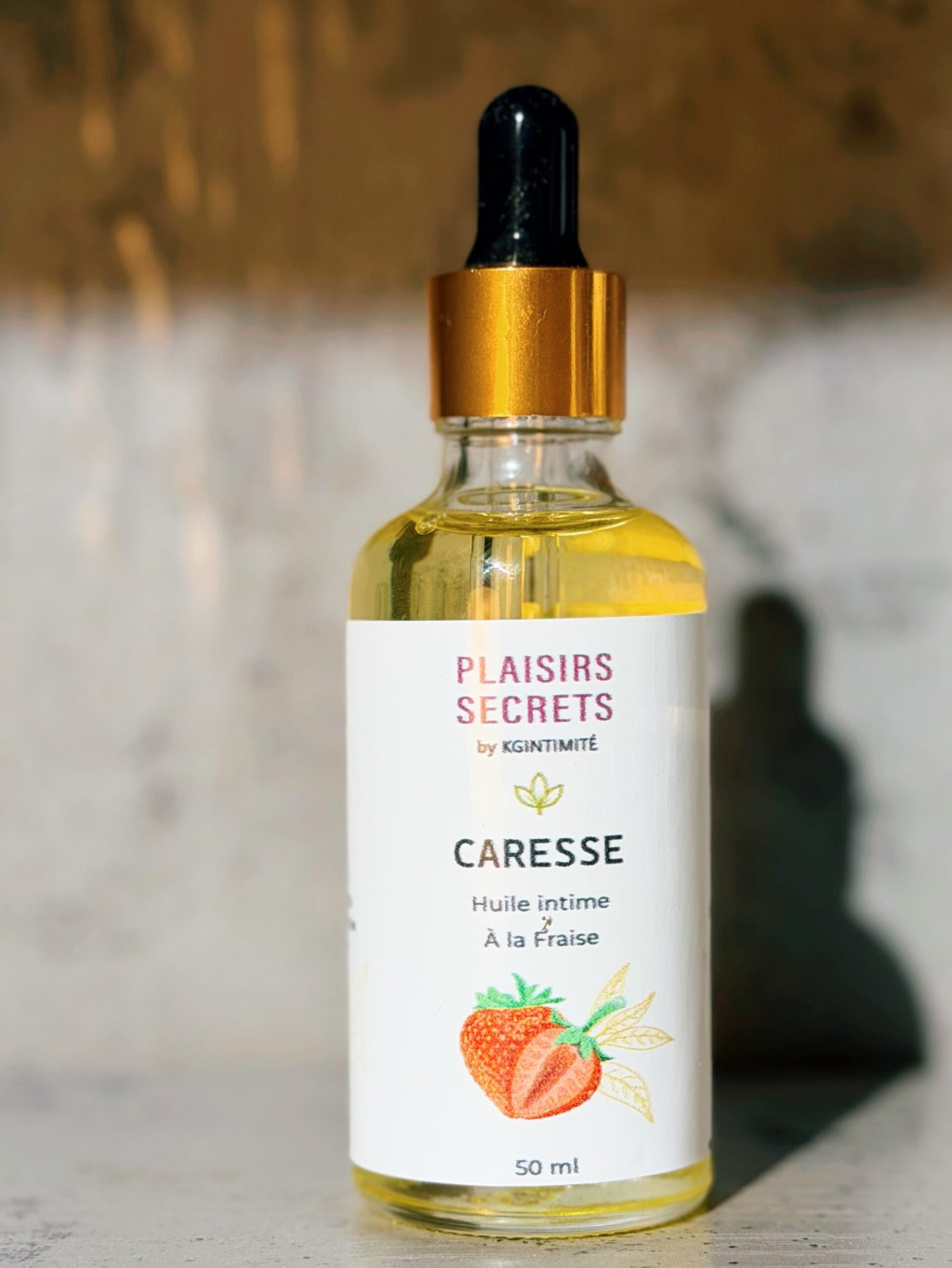 CARESSE